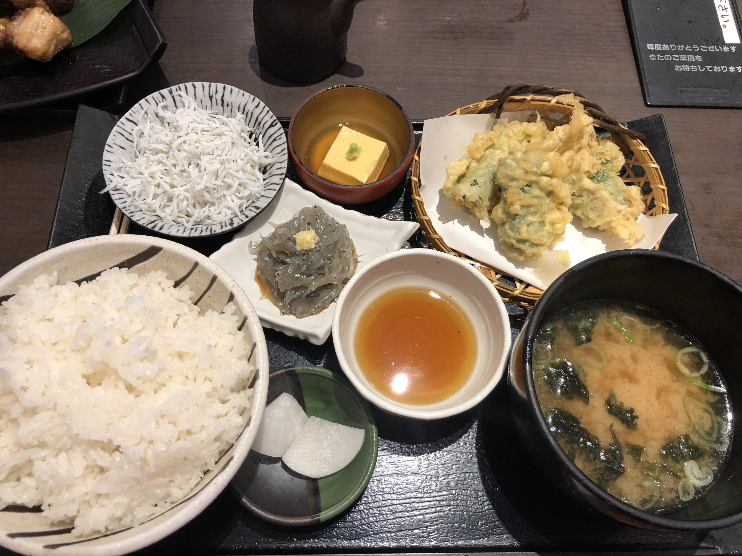 しらす丼